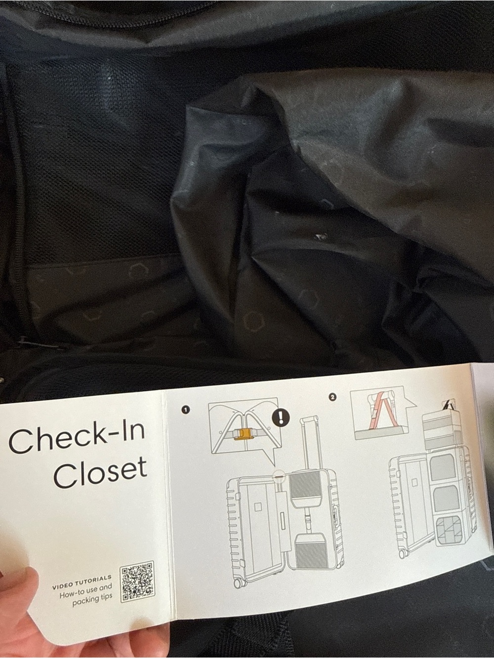 Solgaard Luggage 25” Check In Closet New - Picture 14 of 15